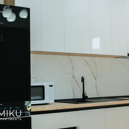 Miku Apartment - Bright 1 Bedroom Apartment At Olympic Residence 地拉那 外观 照片