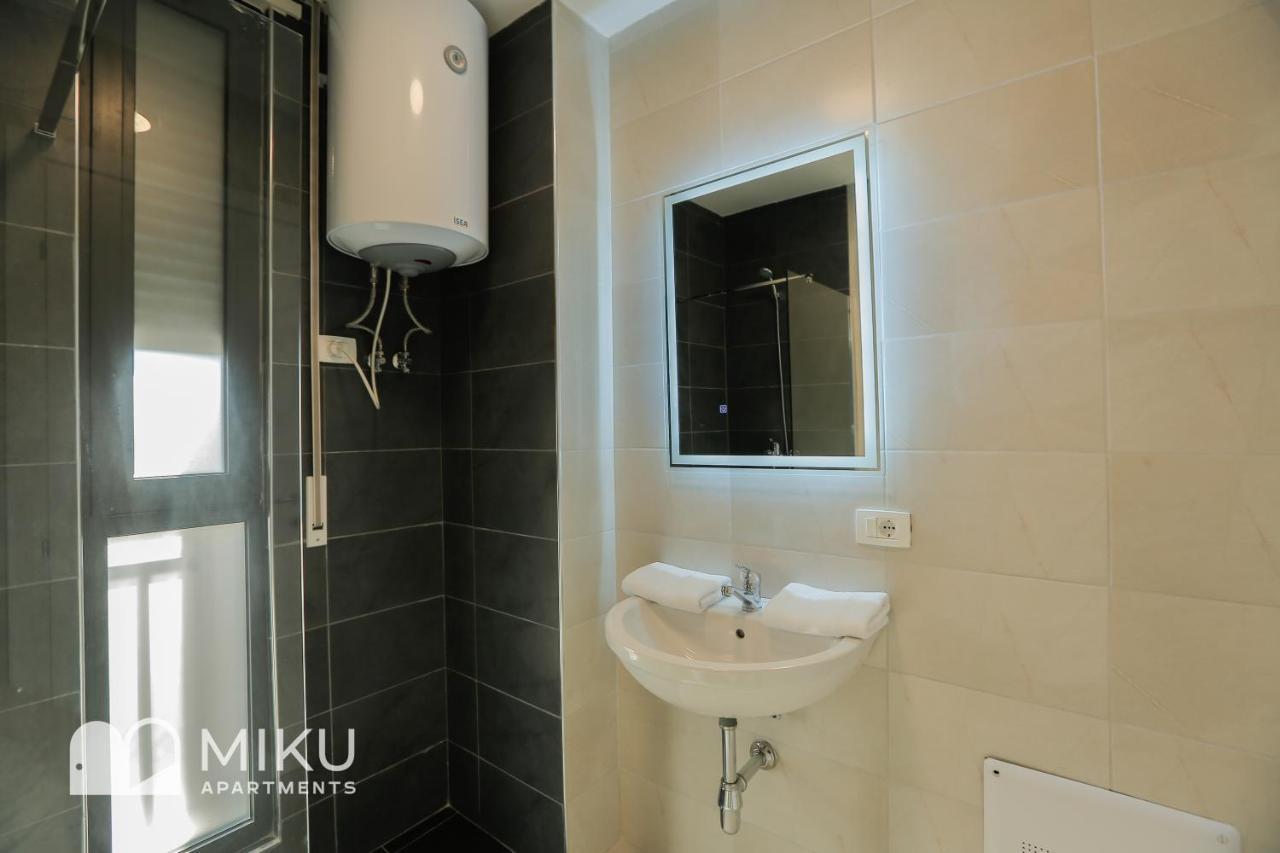 Miku Apartment - Bright 1 Bedroom Apartment At Olympic Residence 地拉那 外观 照片