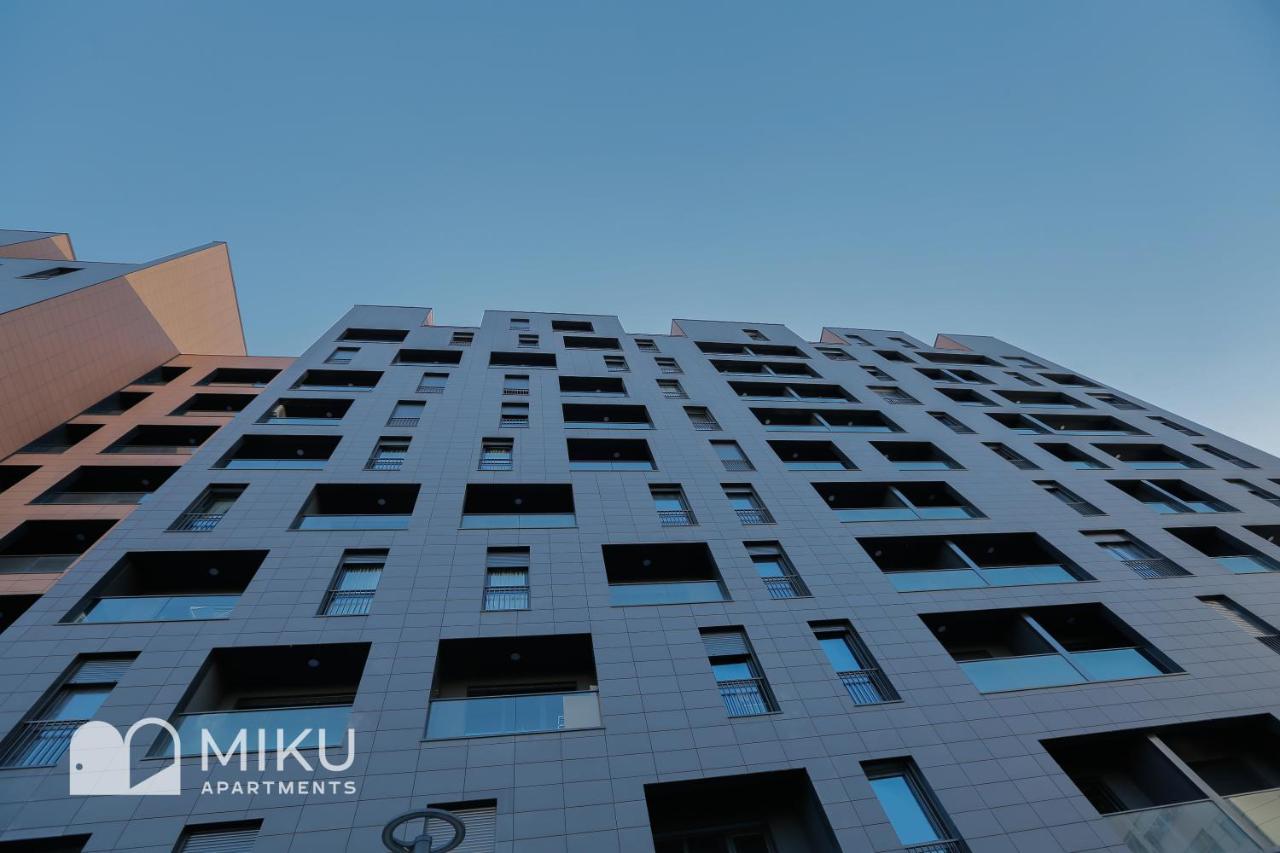 Miku Apartment - Bright 1 Bedroom Apartment At Olympic Residence 地拉那 外观 照片